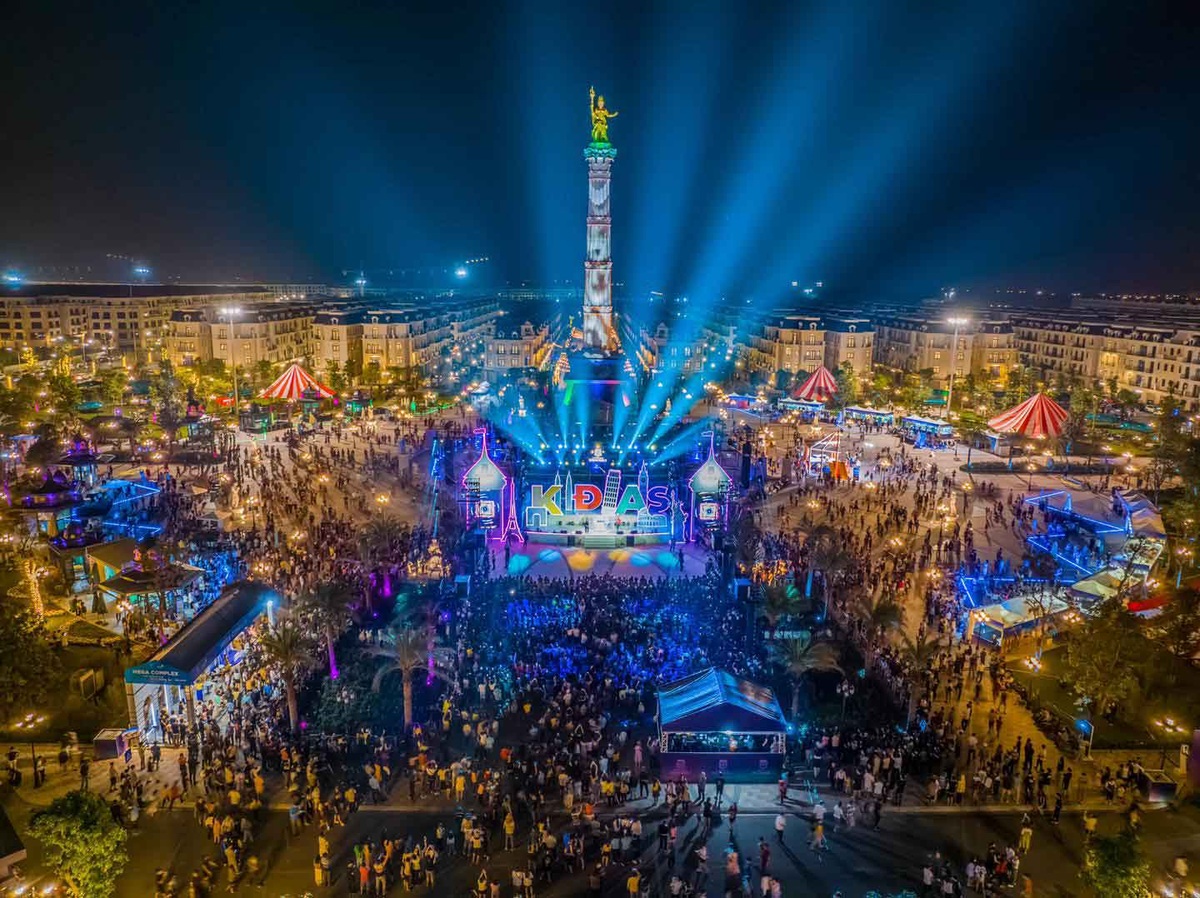 Quảng trường Kinh đô Ánh sáng